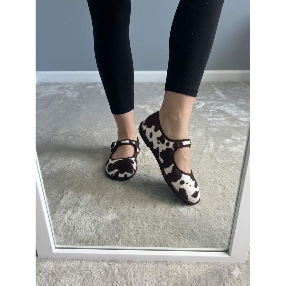 Universal Thread Women's 7 Halston Cow Print Mary Jane Flats Brown White